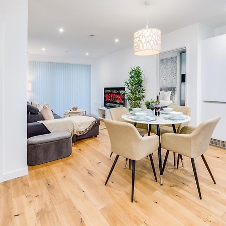 Pluxa Creme Opulence 5 Star Beautiful High End Apartment In Birmingham City Centre ภายนอก รูปภาพ